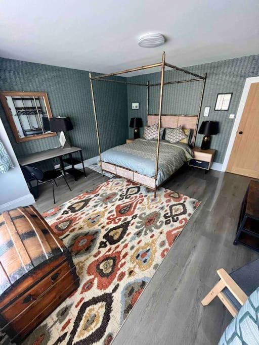 Spacious Semi-Detached Southsea House, Free Parking On Drive Portsmouth Buitenkant foto