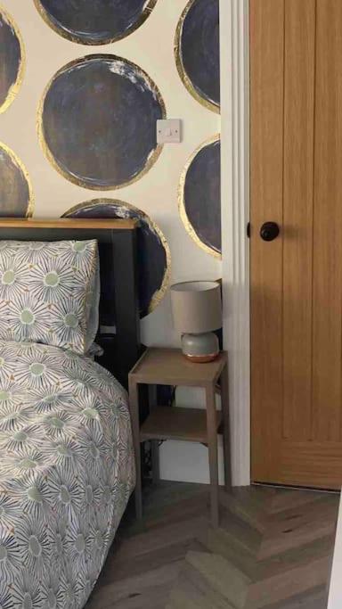 Spacious Semi-Detached Southsea House, Free Parking On Drive Portsmouth Buitenkant foto
